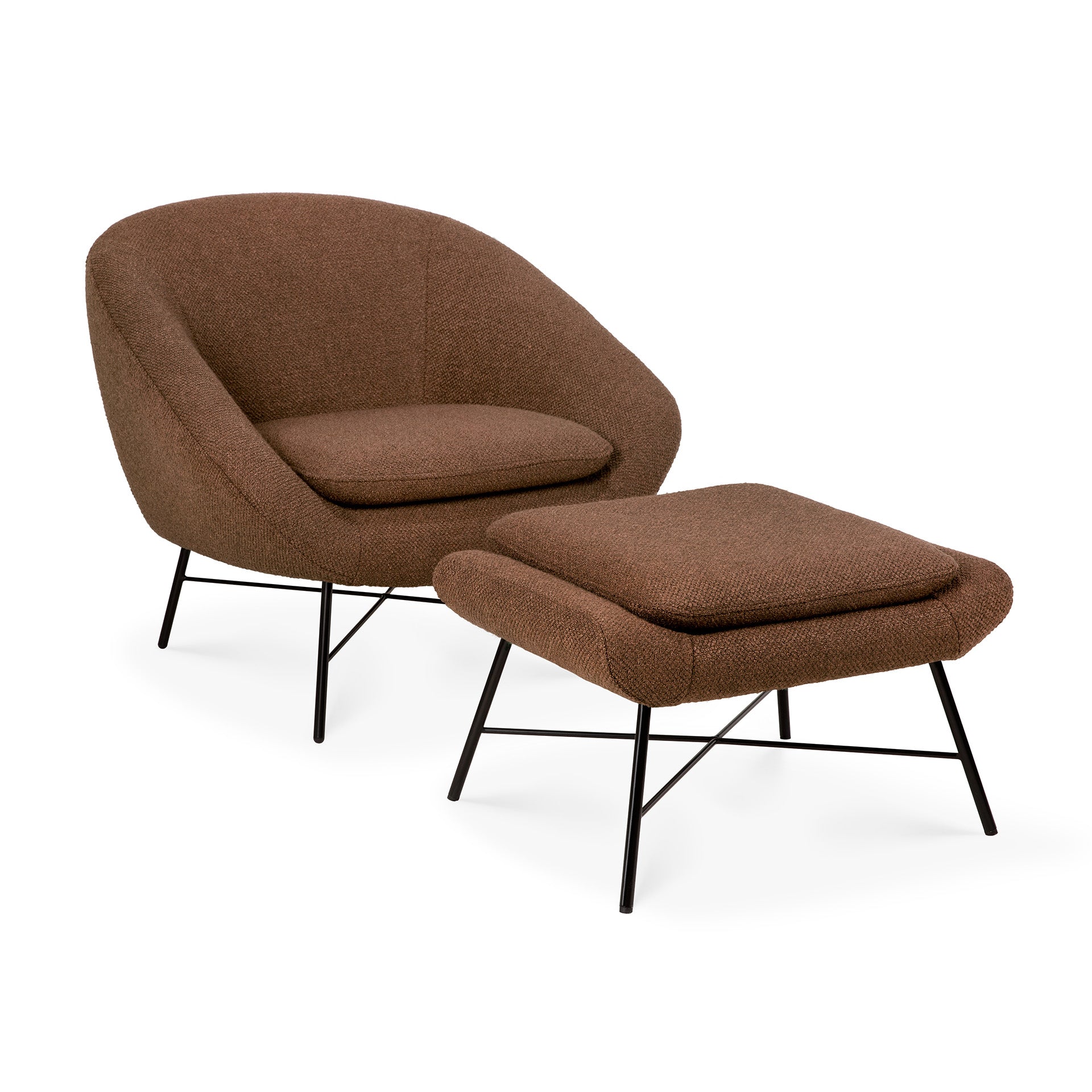 The Ethnicraft lounge chair with a curved backrest pairs with the Barrow Footstool - Copper, both featuring brown upholstery and black metal legs, set against a plain white background.