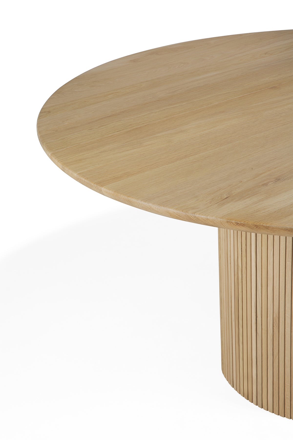 Round Riding Table Roller Max Round Dining Table - Oak – SOBU