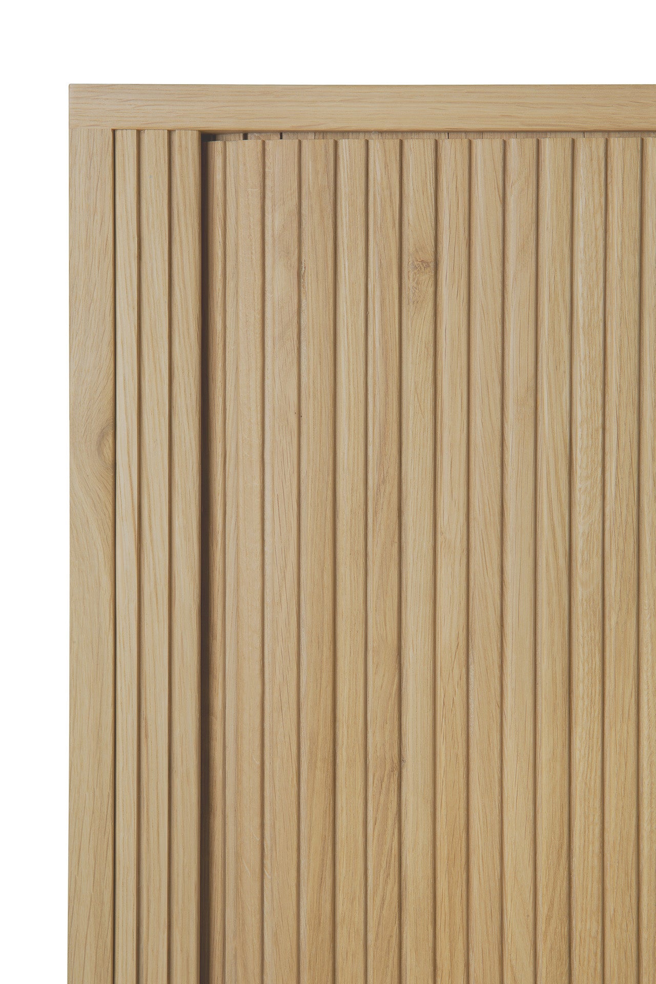 Close-up of the Ethnicraft Roller Max Sideboard’s wooden surface, which features a light natural finish and evenly spaced vertical slats that create a modern, textured look.