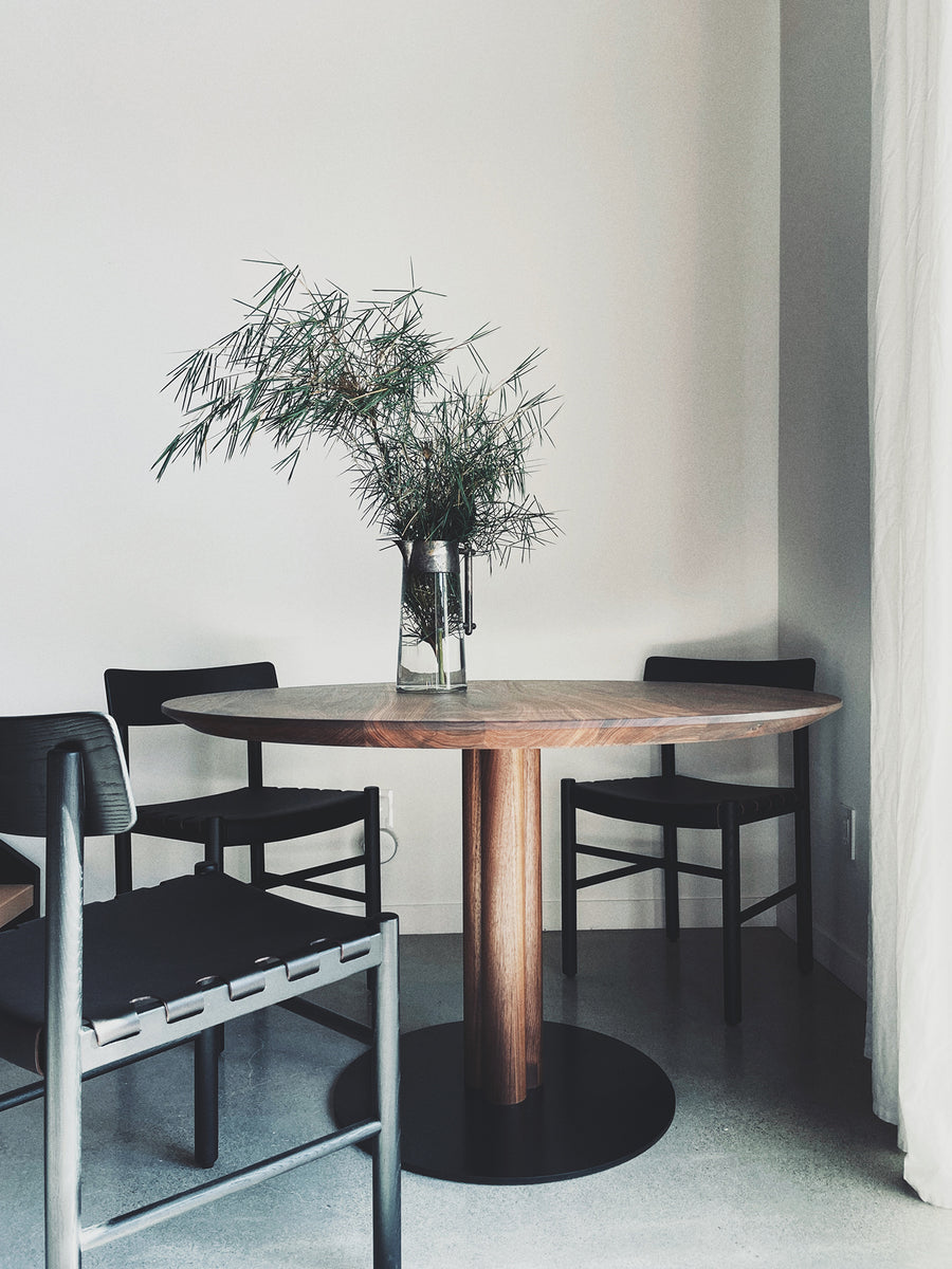 Posta Dining Table - Walnut