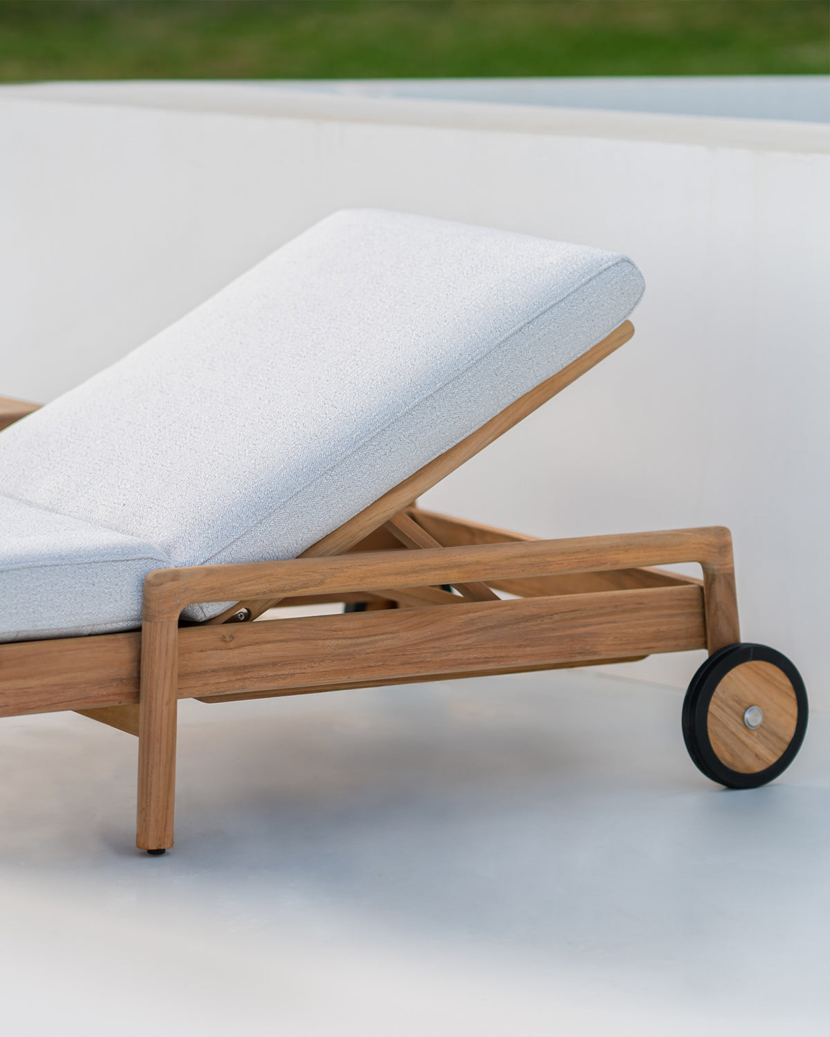 Jack Outdoor Adjustable Lounger Teak – SOBU - Main Image